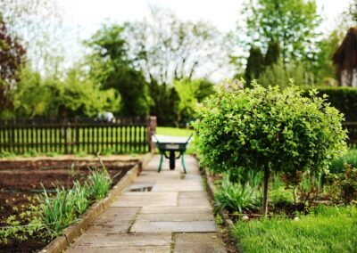 wheelbarrows 2157324 1280